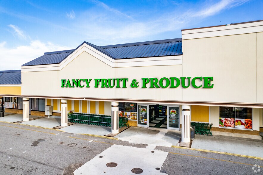 More Photos Of 7001-7089 S Orange Blossom Trl, Orlando Storefront For Lease