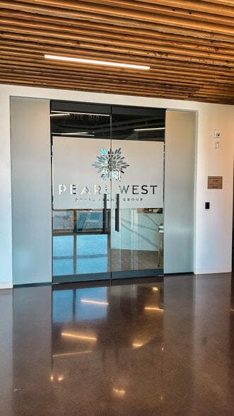 More Photos Of 275 W 3rd St, Vancouver Office Residential For Lease