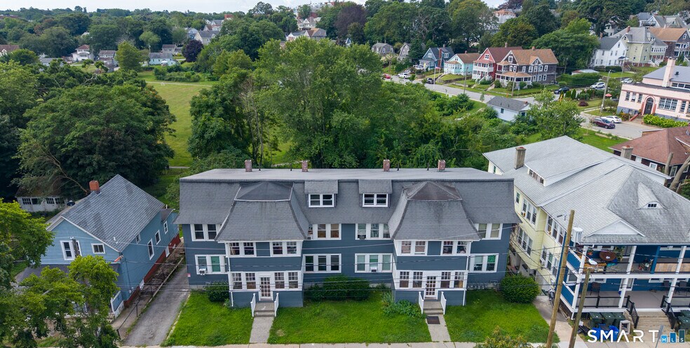 More Photos Of 80-82 Maple Ave, New London Apartments For Sale