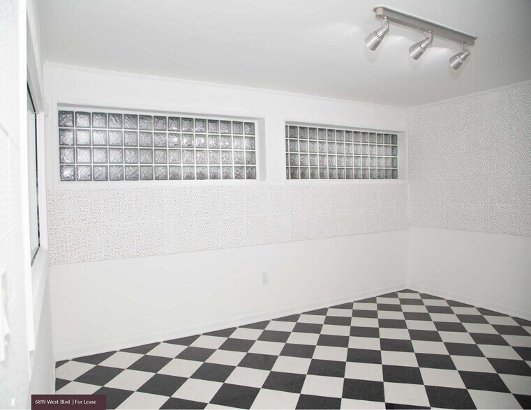 More Photos Of 6819 West Blvd, Inglewood Warehouse For Lease