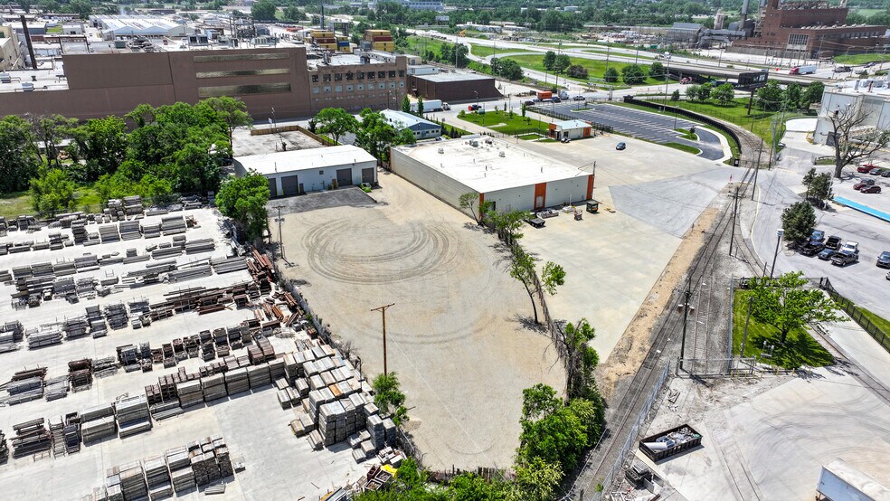 More Photos Of 1440 Kansas Ave, Kansas City Warehouse For Lease