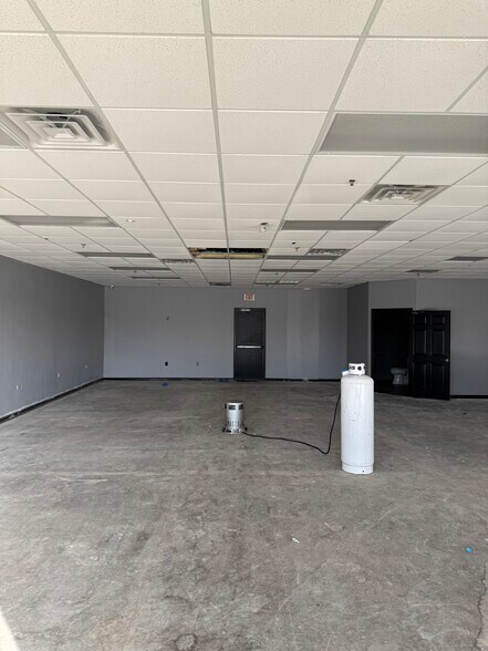 More Photos Of 2650 John Harden Dr, Jacksonville Freestanding For Lease