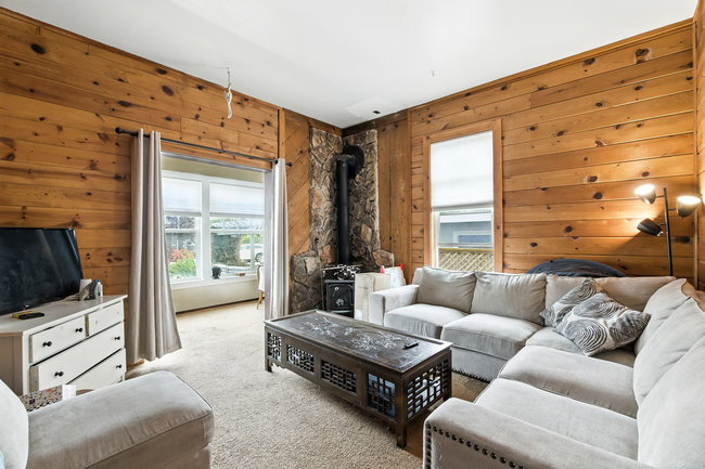 More Photos Of 575 Myrtle St, Half Moon Bay Apartments For Sale