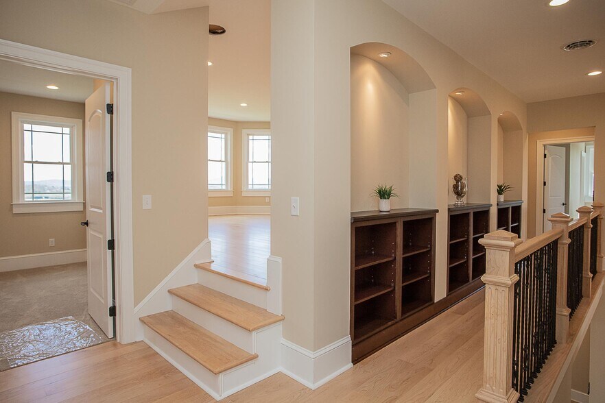 More Photos Of 243 Barrenridge rd, Staunton Specialty For Sale