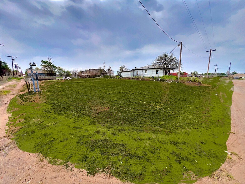 More Photos Of 413 W Broadway St, Hollis Hotel For Sale