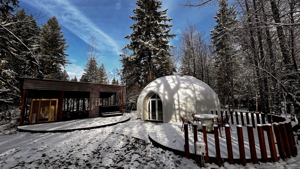More Photos Of 10257 Old Mt Baker Hwy, Deming Hotel For Sale