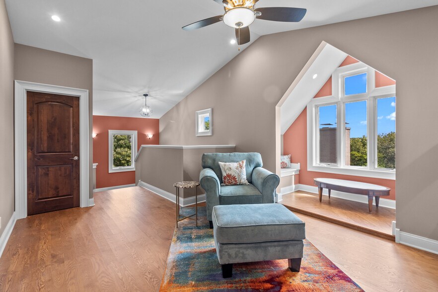 More Photos Of 8508 Il Route 120, Woodstock Specialty For Sale