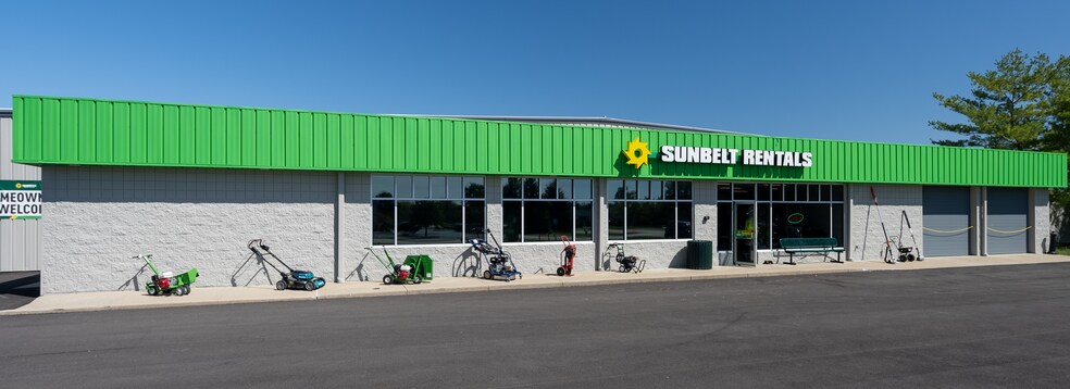 More Photos Of 16915 Westfield Park Rd, Westfield Auto Repair For Sale