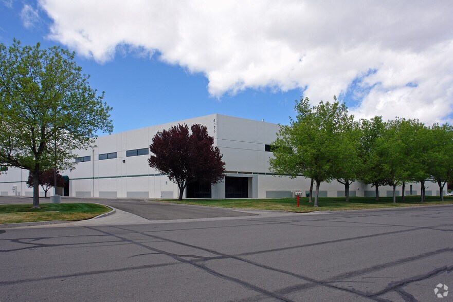 More Photos Of 4875 Aircenter Cir, Reno Warehouse For Lease