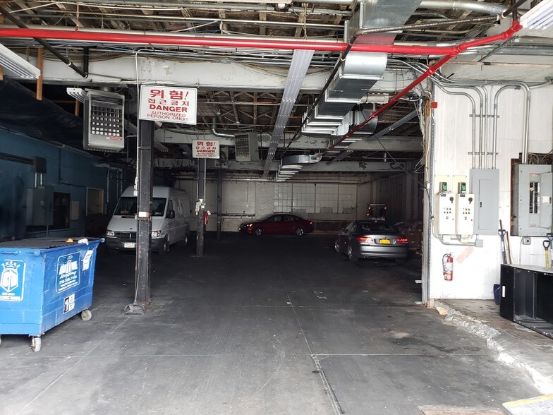 More Photos Of 4331-4339 36th St, Long Island City Industrial For Sale