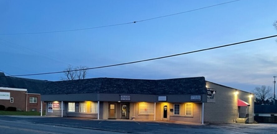 Primary Photo Of 5234 Southern Blvd, Boardman Flex For Lease