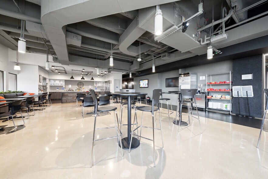 More Photos Of 7620 Guadalupe St, Austin Office For Lease