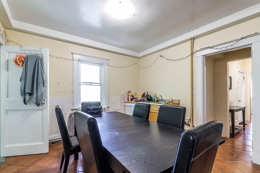 More Photos Of 133 Albert St, Waterloo Apartments For Sale