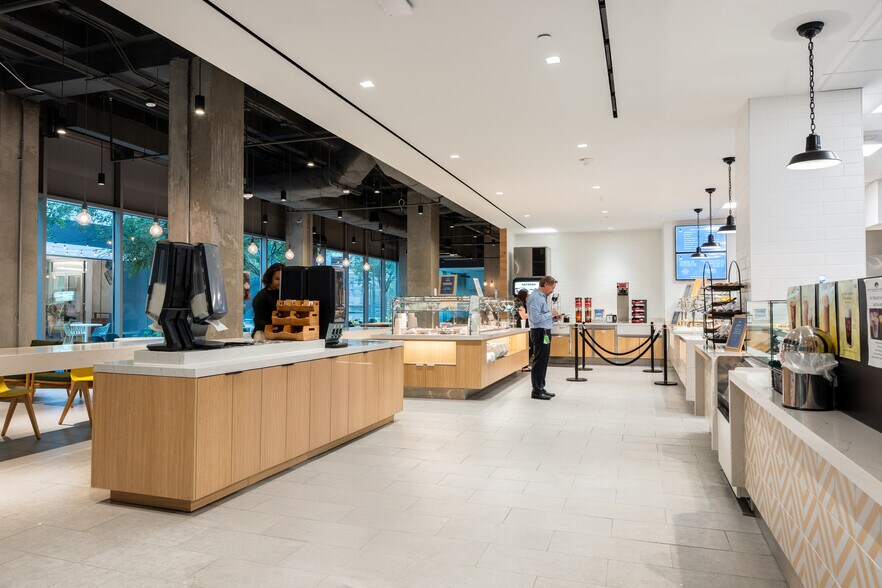 More Photos Of 1801 Main St, Houston Office For Lease