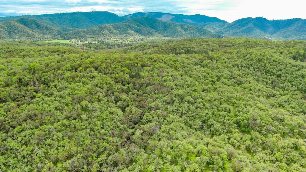 More Photos Of 8785 Blackwell Rd, Central Point Land For Sale