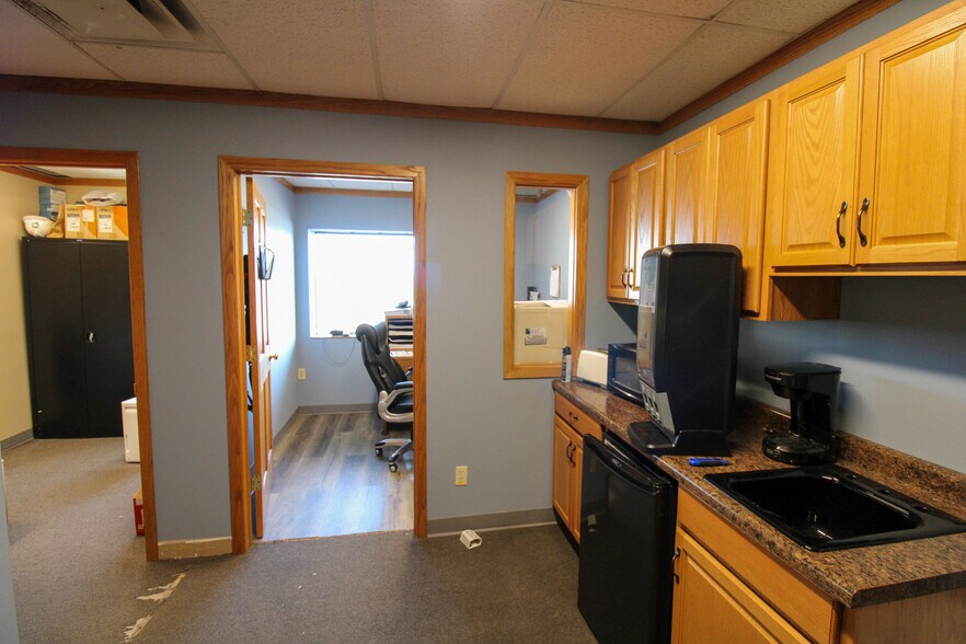 More Photos Of 6059 159th St, Galva Food Processing For Sale