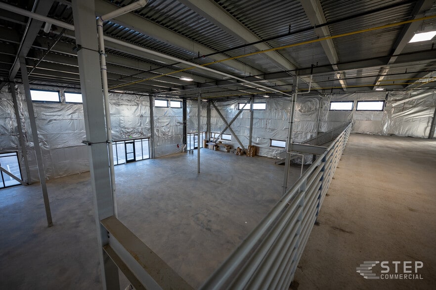 More Photos Of 11110 Broomfield Ln, Broomfield Research And Development For Lease