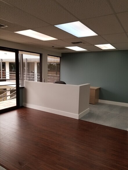 More Photos Of 13 Corporate Plaza Dr, Newport Beach Office For Lease