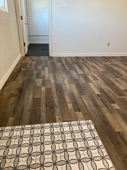 More Photos Of 4660-4696 Glencoe St, Denver Warehouse For Sale