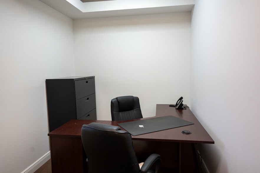 More Photos Of 5781-5797 NW 151st St, Miami Lakes Loft Creative Space For Sale