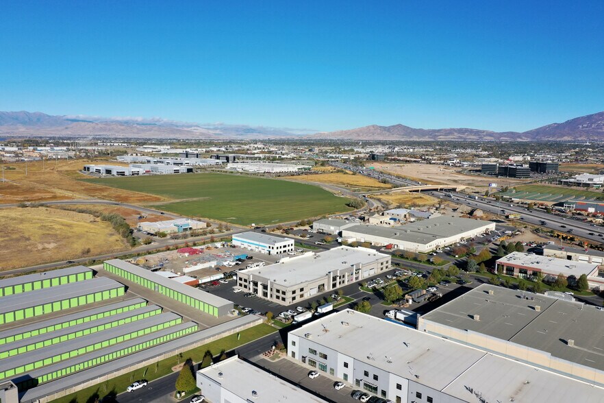 More Photos Of 175 N 1800 W, Lindon Warehouse For Lease
