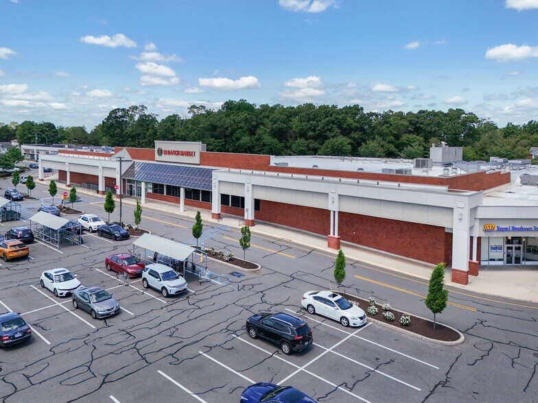 More Photos Of 561 US Highway 1, Edison Unknown For Lease