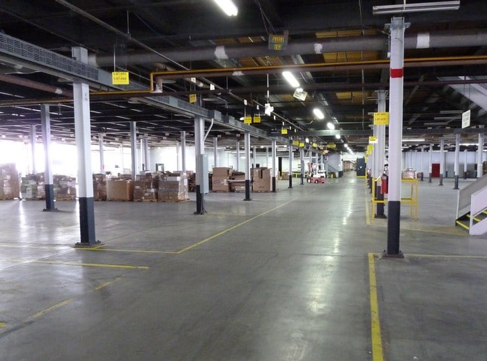 More Photos Of 220 E 14th Ave, North Kansas City Distribution For Lease