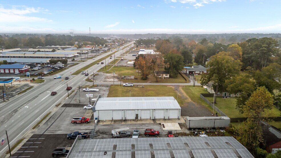 More Photos Of 806 E Main St, Havelock General Retail For Sale