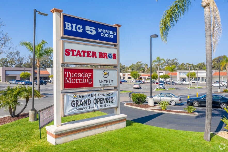 More Photos Of 710-790 Sycamore Ave, Vista Unknown For Lease