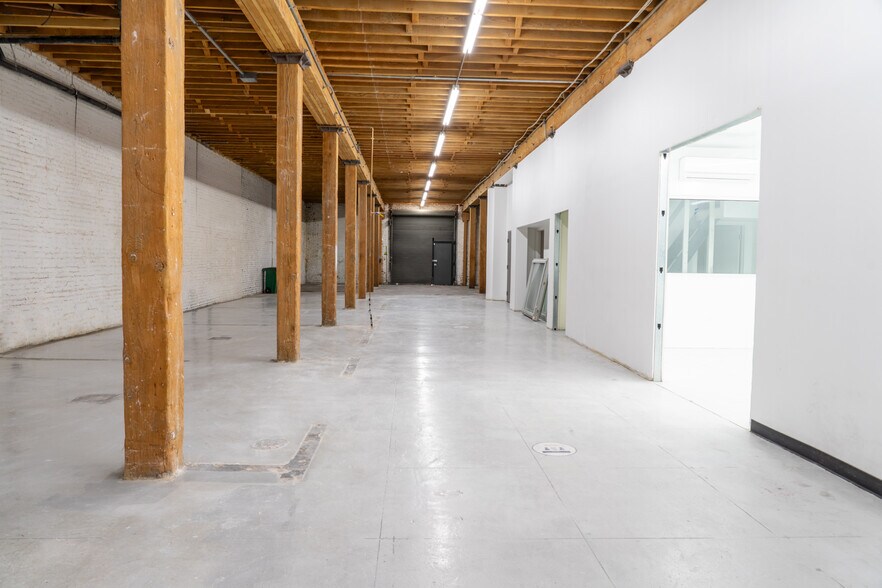 More Photos Of 1908 E 7th Pl, Los Angeles Warehouse For Sale