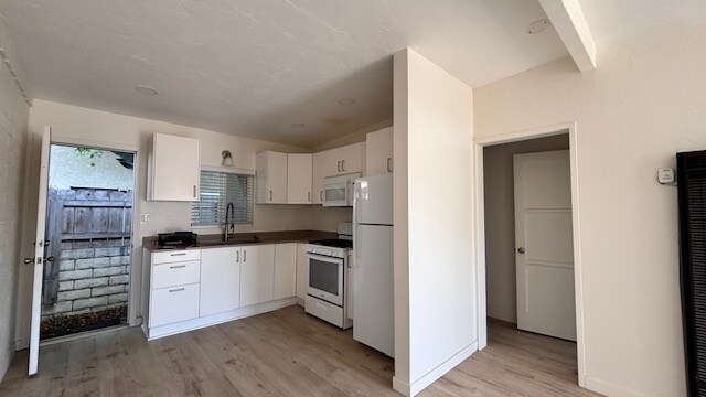 More Photos Of 718-722 N Freeman St, Oceanside Apartments For Sale