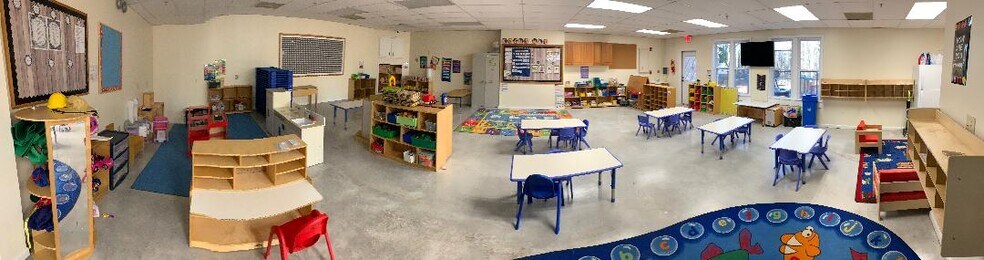More Photos Of 5006 McEver Rd, Oakwood Daycare Center For Sale