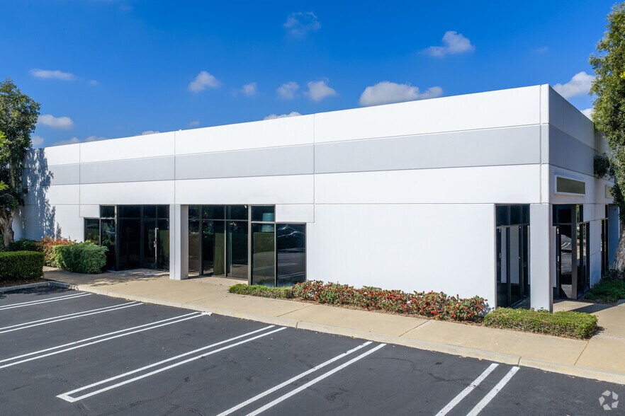 More Photos Of , Rancho Cucamonga Flex For Sale