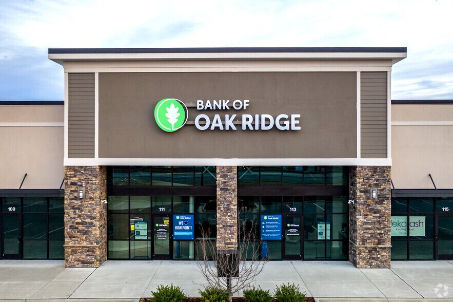 More Photos Of 2513 Eastchester Dr, High Point Storefront Retail Office For Lease