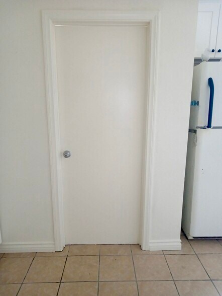 More Photos Of 8930 S Vermont Ave, Los Angeles Daycare Center For Sale