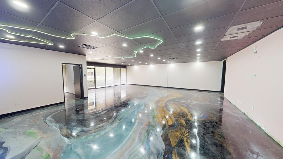 More Photos Of 3201 Atlanta Industrial Pky NW, Atlanta Light Distribution For Lease