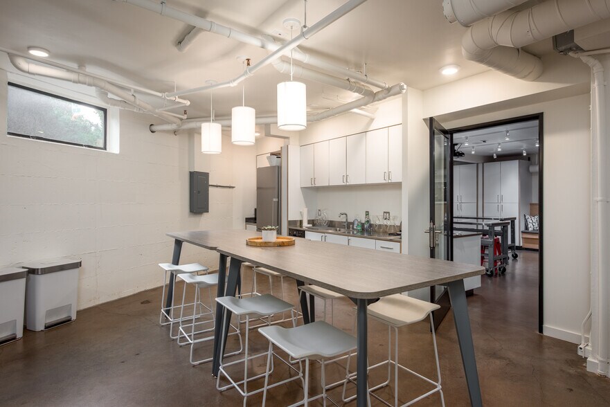 More Photos Of 275 Greenfield Ave, San Anselmo Office For Lease