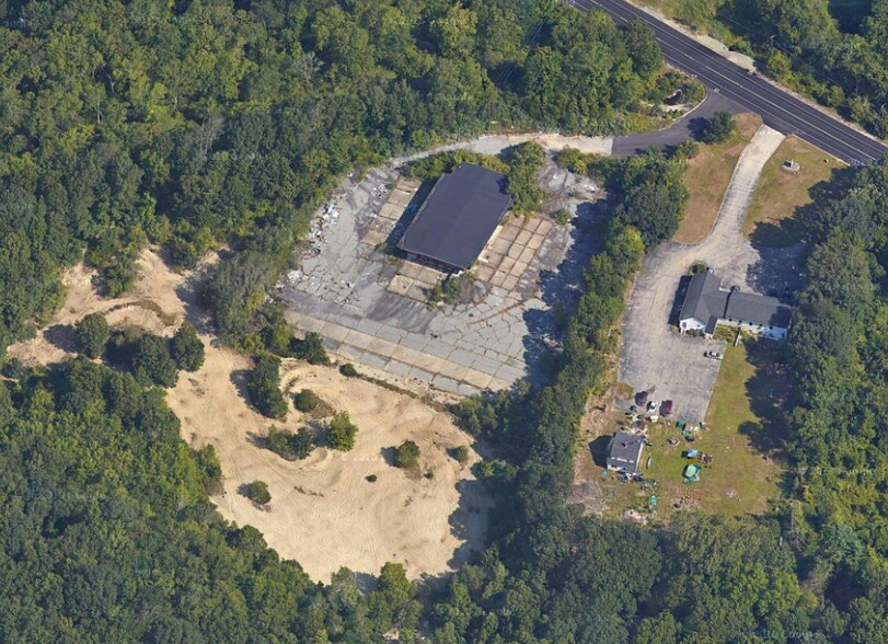 More Photos Of 124 Route 2, Preston Truck Terminal For Lease