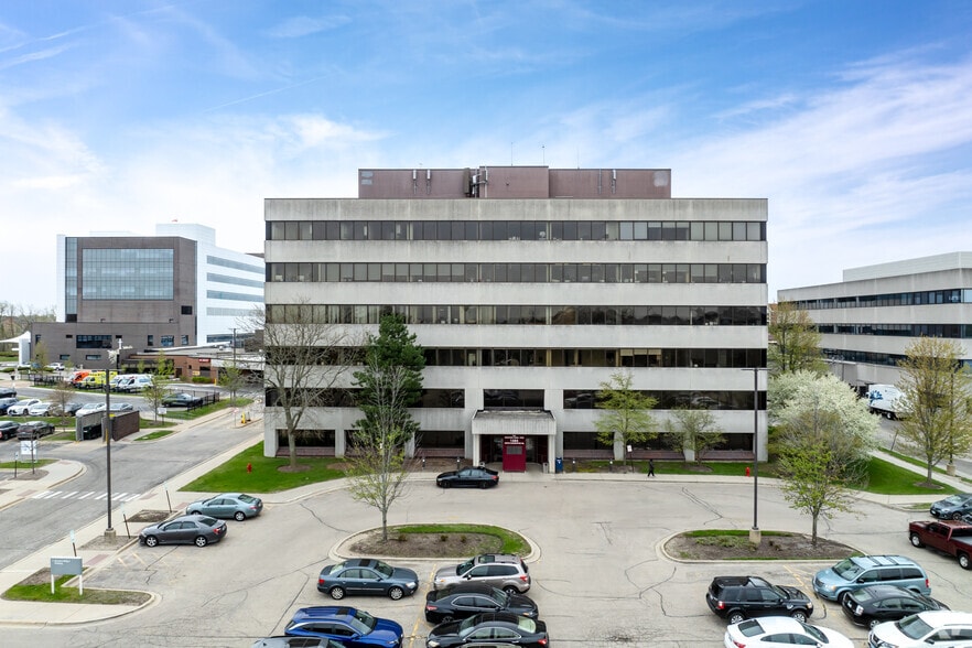 More Photos Of 1585 N Barrington Rd, Hoffman Estates Medical For Sale