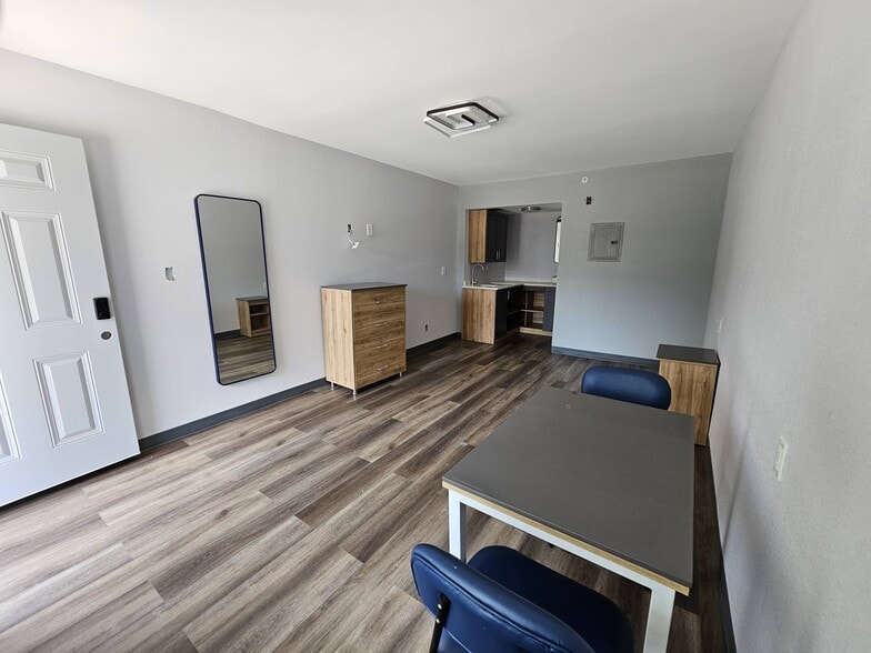 More Photos Of 1113 9th Ave SW, Bessemer Apartments For Sale