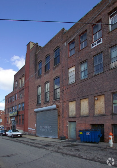 More Photos Of 251-255 S Main St, Fall River Office For Lease