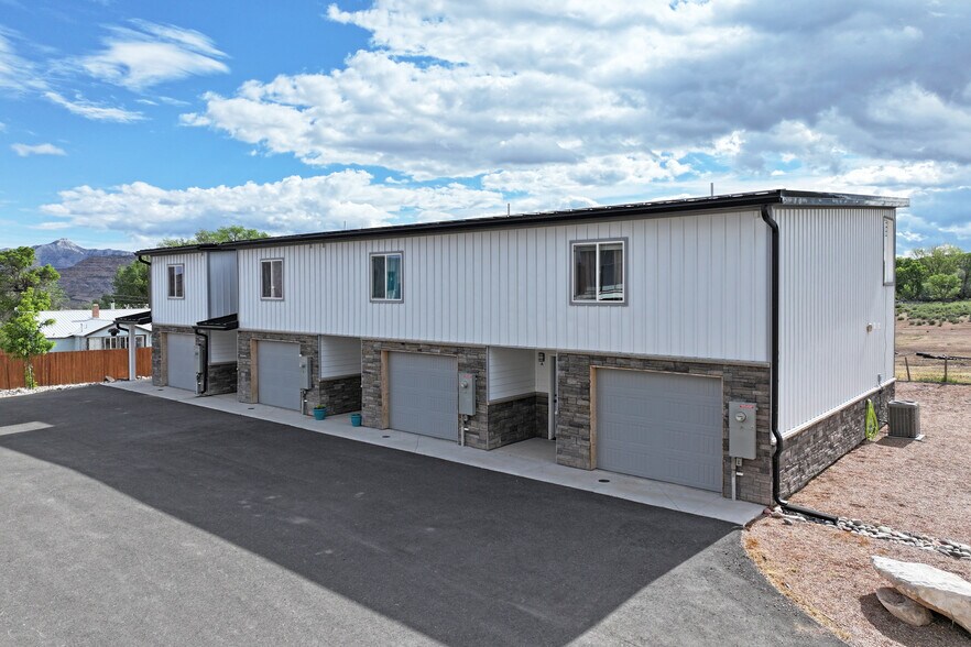 More Photos Of 10900 Hwy 65, Mesa Hotel For Sale