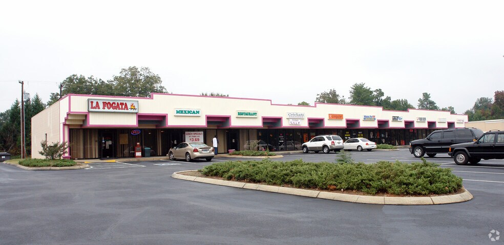 Primary Photo Of 107 E Butler Rd, Mauldin Unknown For Lease