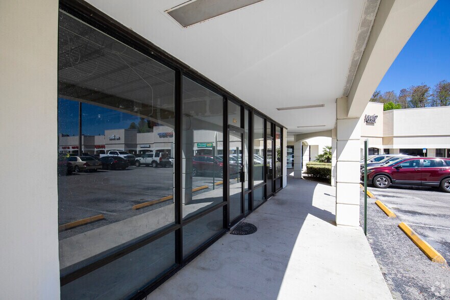 More Photos Of 14602-14618 N Dale Mabry Hwy, Tampa Unknown For Lease
