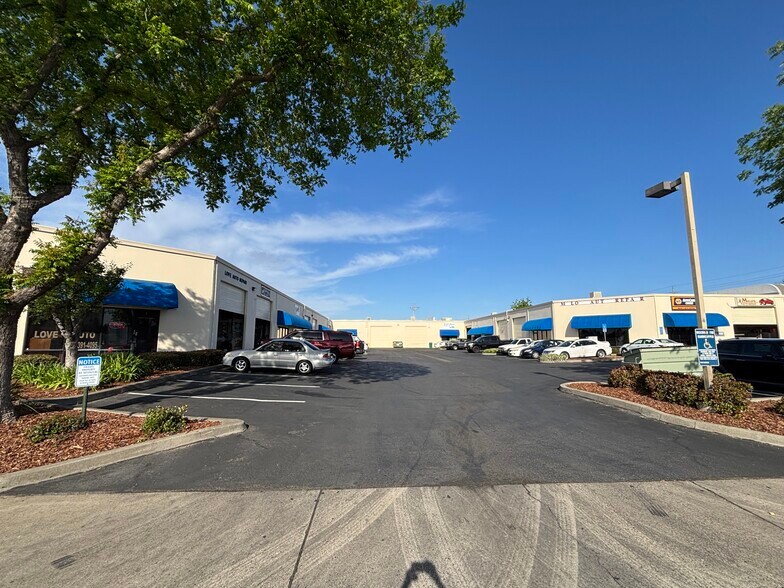 More Photos Of 3523-3537 Kiessig Ave, Sacramento Warehouse For Sale