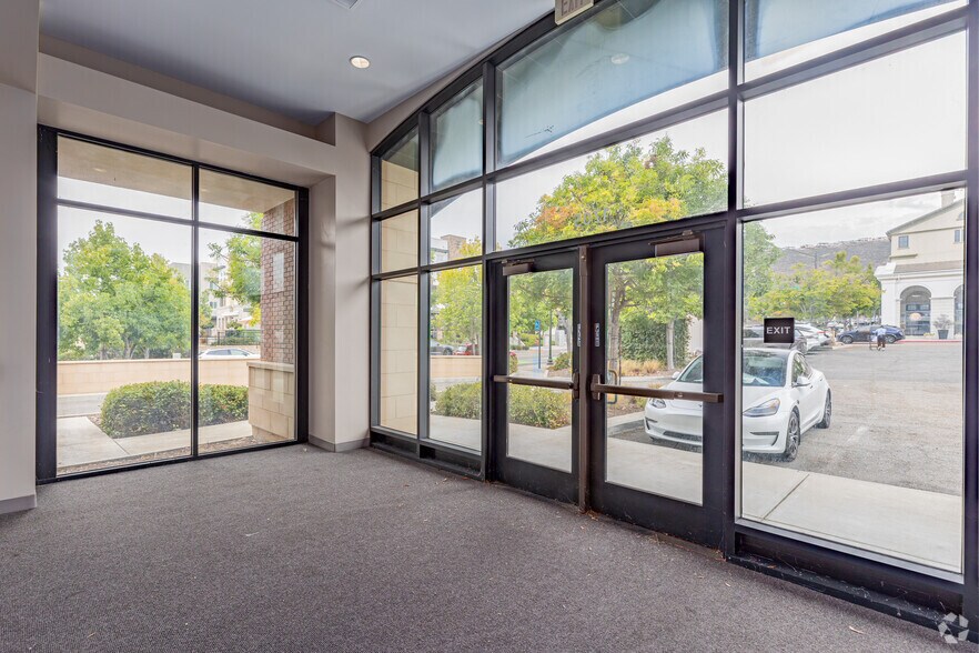 More Photos Of 1705 San Elijo Rd, San Marcos Bank For Lease