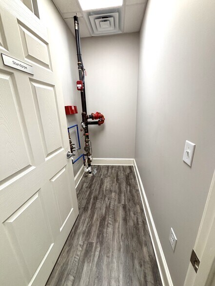 More Photos Of 629 E Forsyth St, Americus Office For Sale