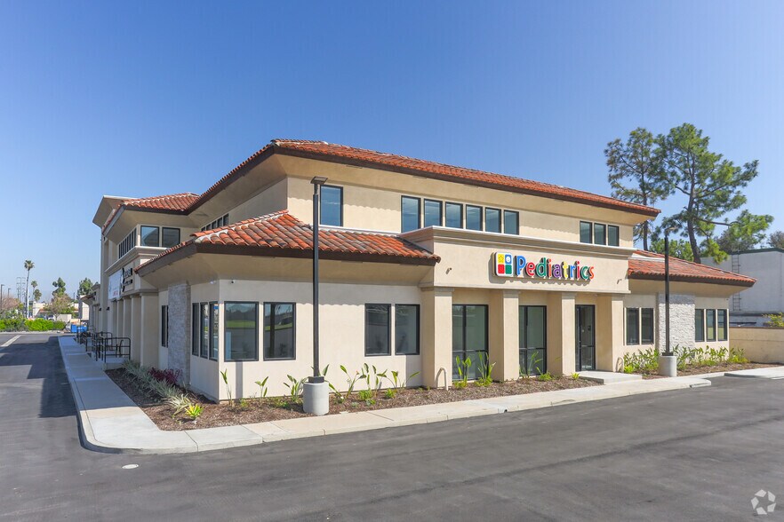 More Photos Of 1900 E La Palma Ave, Anaheim Medical For Lease