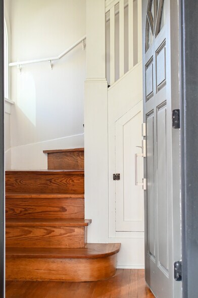 More Photos Of 811 Stuart St, Houston Loft Creative Space For Lease