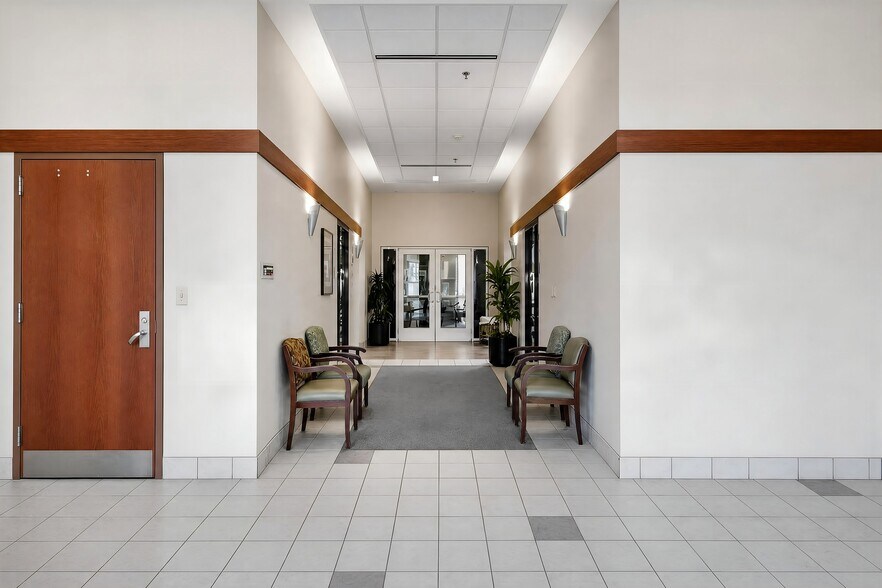 More Photos Of 3010 Farrow Rd, Columbia Medical For Lease
